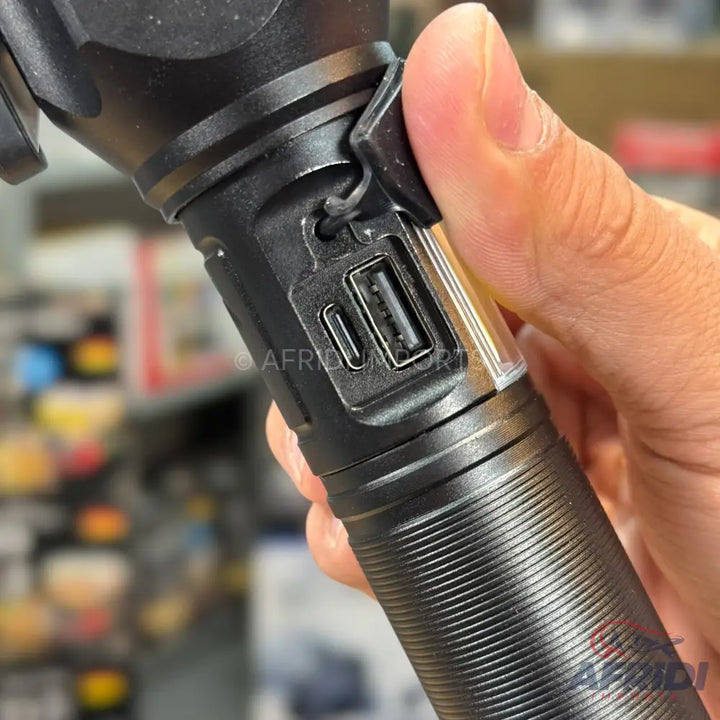 Multi-functional LED USA Flashlight with Glass Breaker
