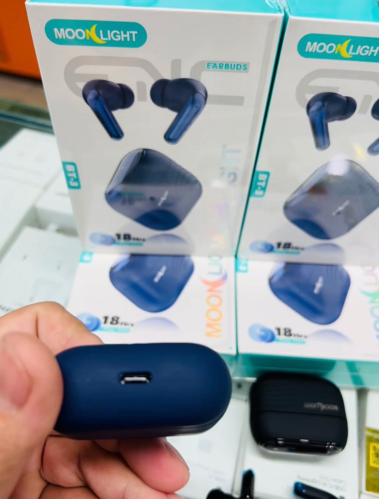 MOON LIGHT BT-3 WATERPROOF EARBUDS
