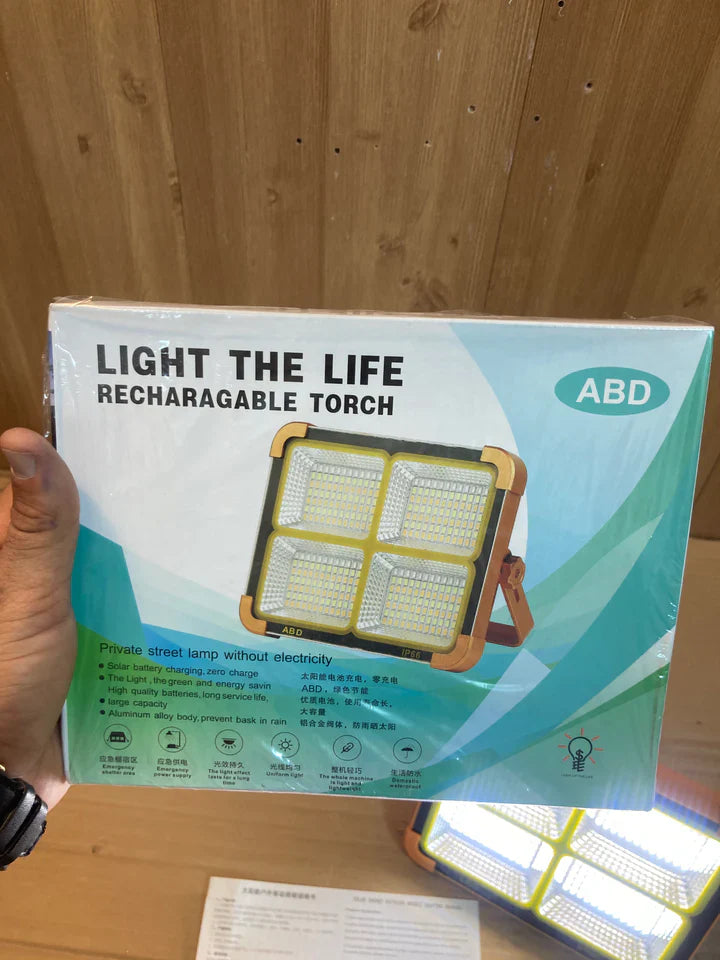 100W Solar Rechargeable LED Light with Power Bank