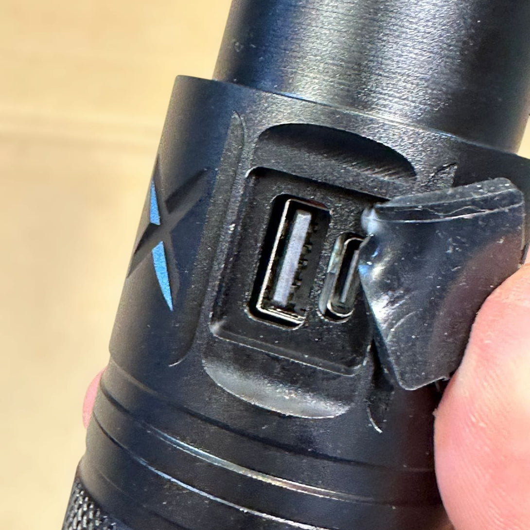 Coba Aluminum Alloy Flashlight CB-W409T